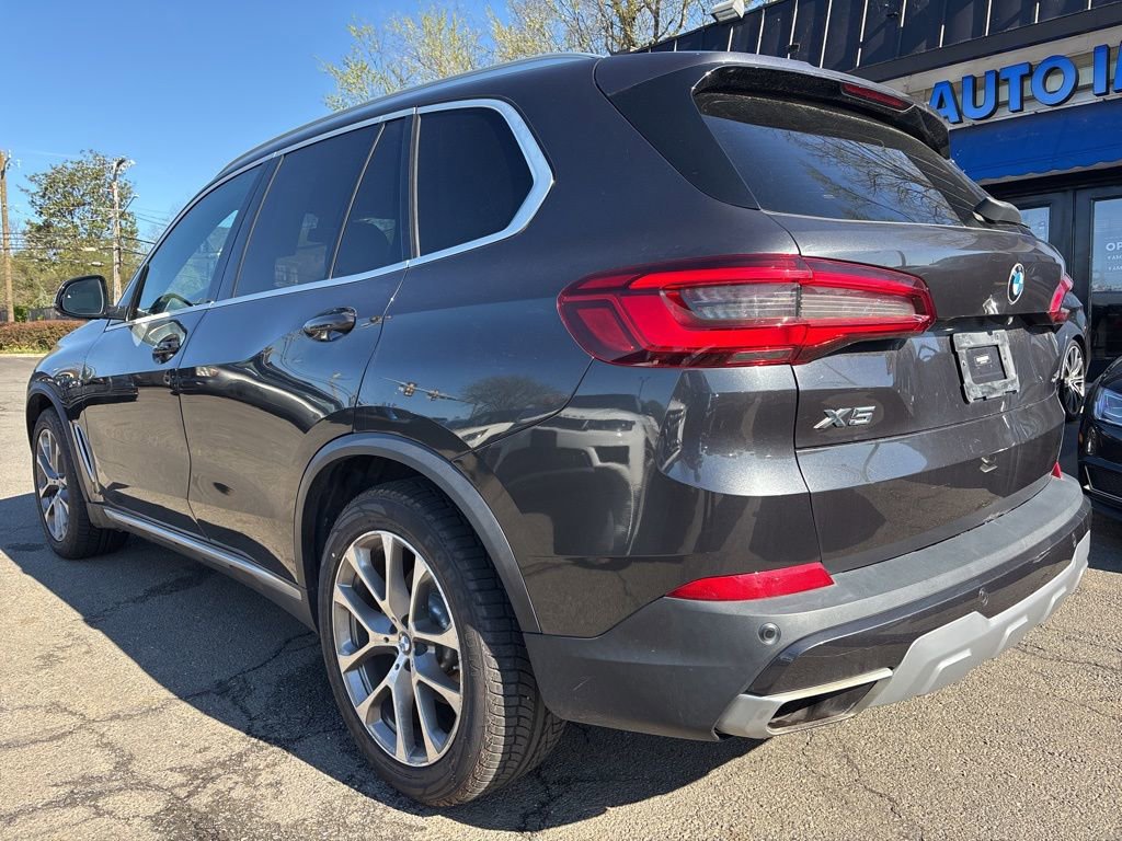 Used 2019 BMW X5 xDrive40i w/ Premium Package 2 image 9