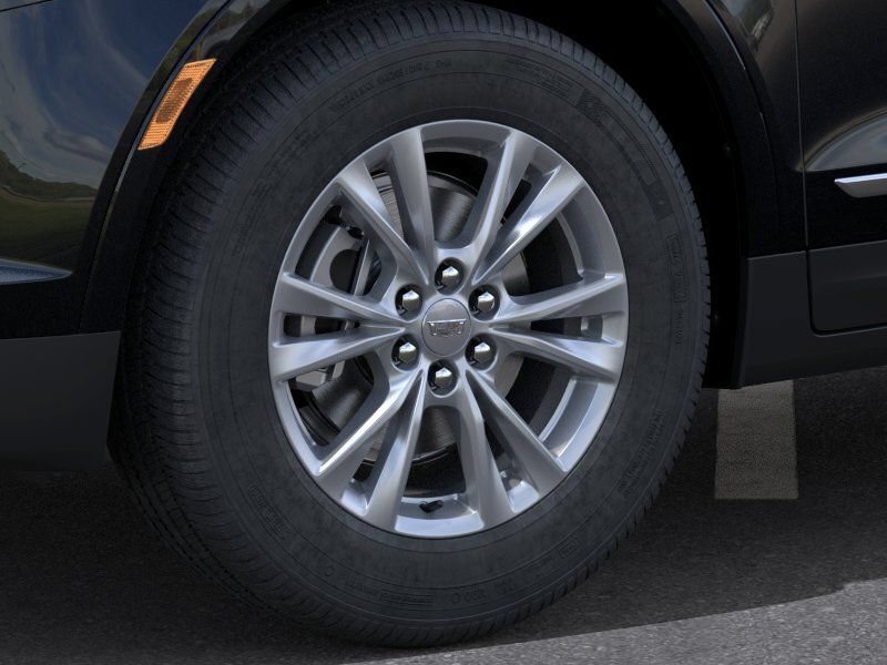New 2026 Cadillac XT5 Luxury w/ LPO, Floor Liner Package AWD/4WD image 14