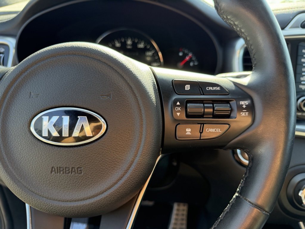 Used 2017 Kia Sorento SX image 19
