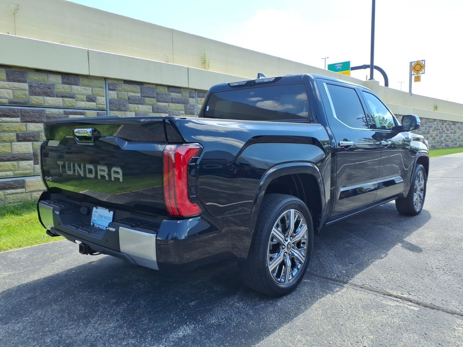 Used 2022 Toyota Tundra Capstone AWD/4WD image 10