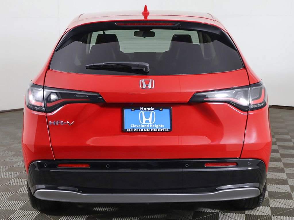 Used 2024 Honda HR-V EX-L image 11