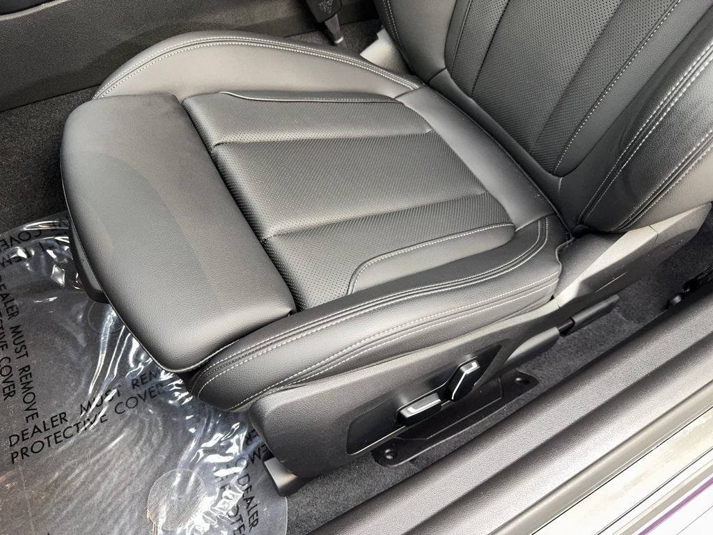 Used 2026 BMW 230i Coupe w/ Premium Package RWD image 28