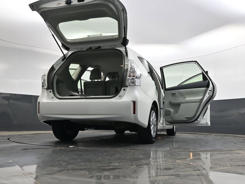 Used 2014 Toyota Prius V Three FWD image 38