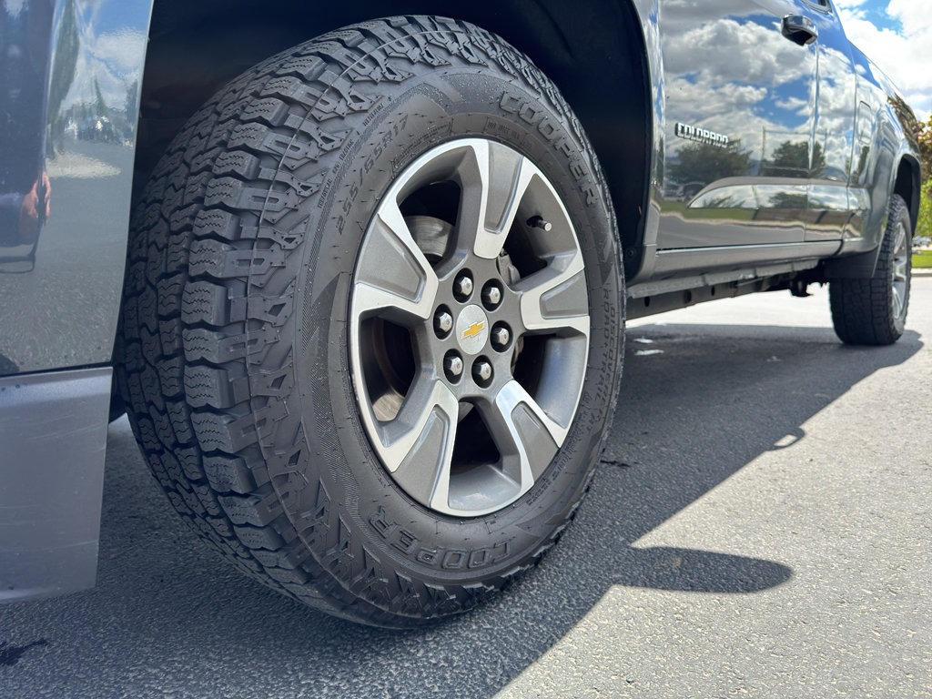 Used 2018 Chevrolet Colorado Z71 AWD/4WD image 16