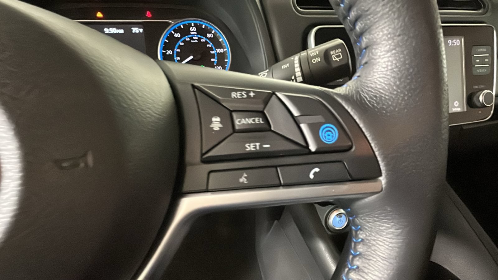 Used 2023 Nissan Leaf SV Plus FWD image 21
