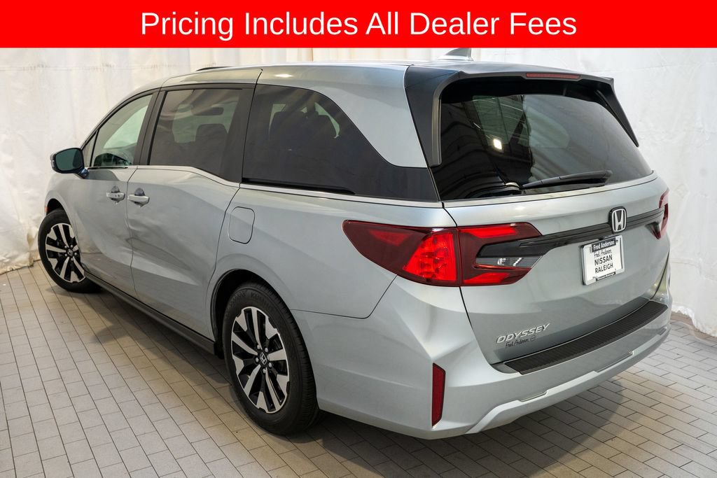 Used 2025 Honda Odyssey EX-L image 3