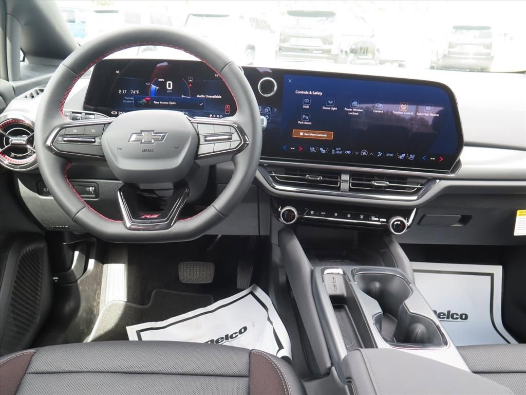 New 2025 Chevrolet Equinox EV RS w/ Convenience Package II image 13