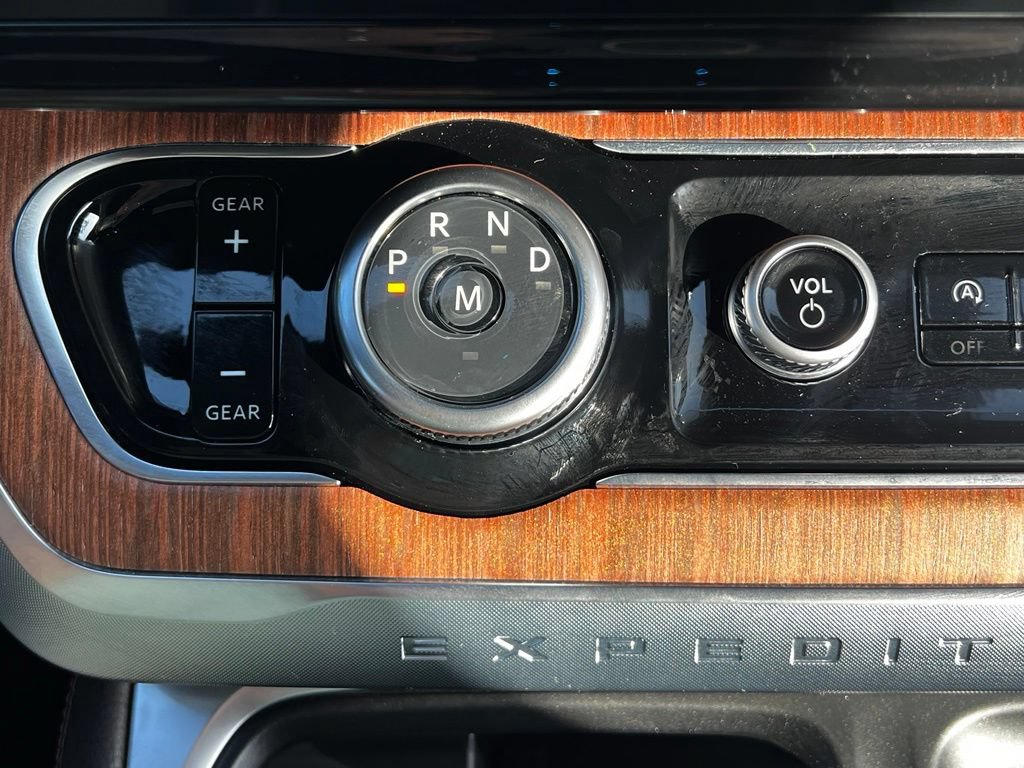 New 2027 Ford Expedition King Ranch RWD image 43