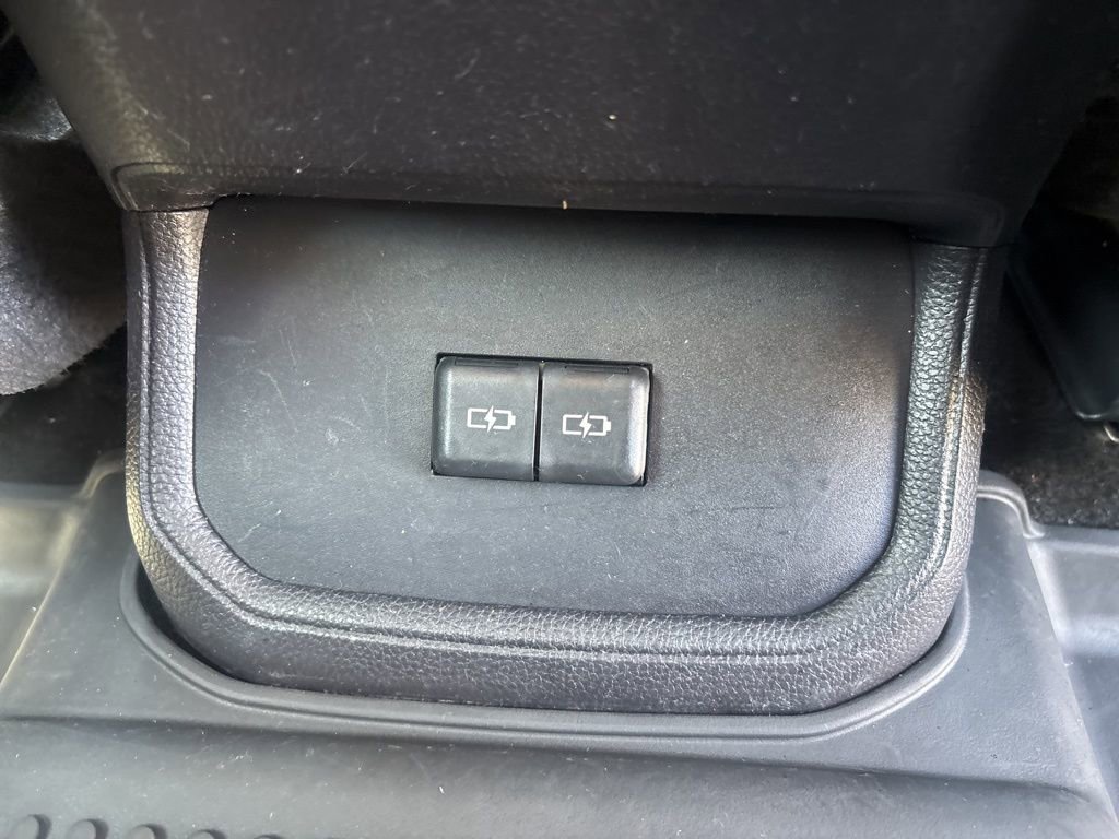 Used 2022 Toyota Highlander LE image 33