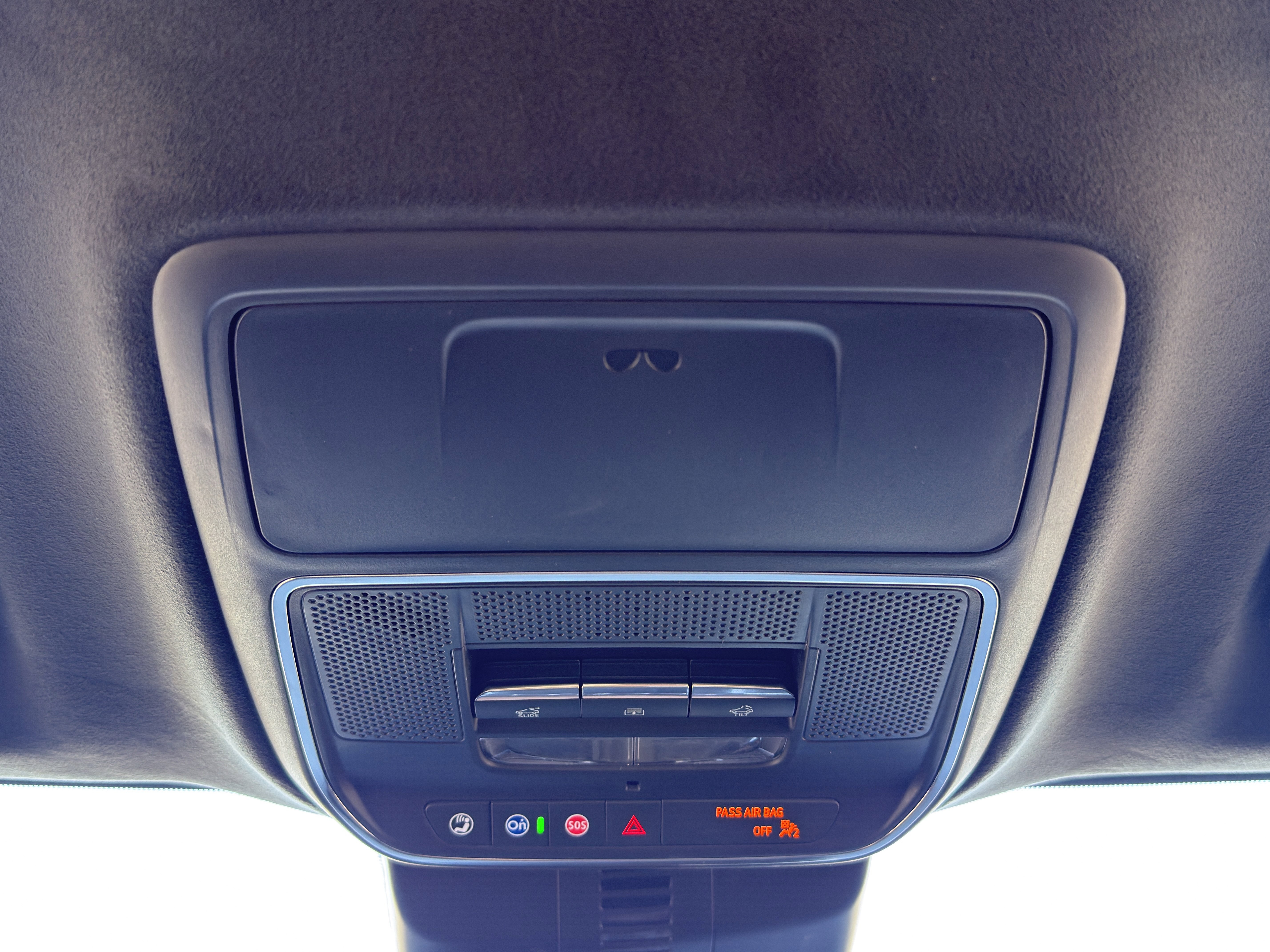 New 2026 GMC Acadia Denali Ultimate w/ LPO, Floor Liner Package image 36