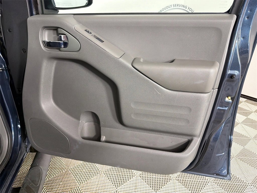 Used 2018 Nissan Frontier SV image 14