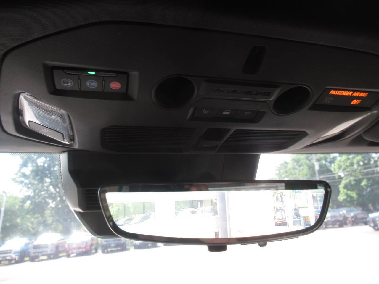 Used 2025 GMC Hummer EV 2X AWD/4WD image 38