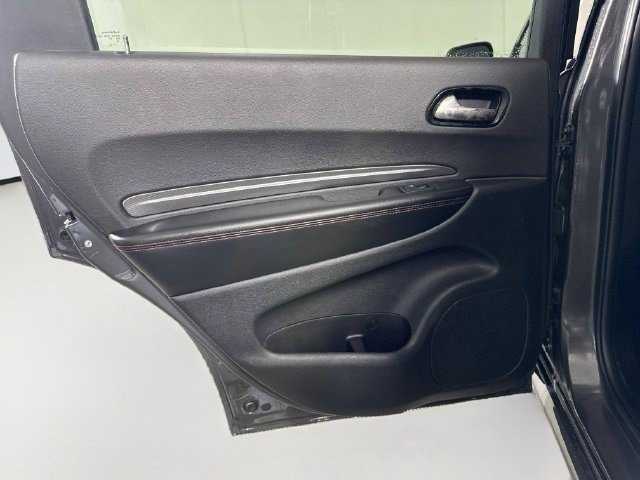 Used 2025 Dodge Durango GT RWD image 25