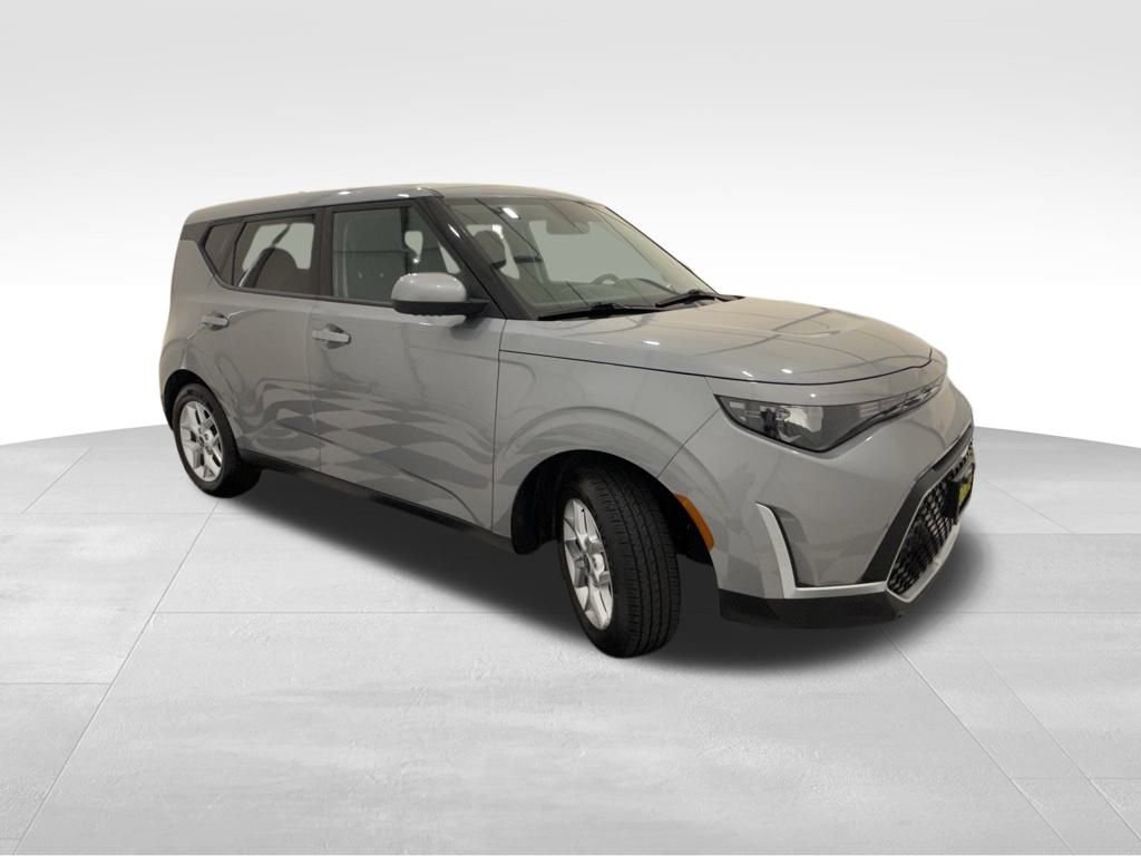 Used 2023 Kia Soul LX w/ Option Group 015 image 6