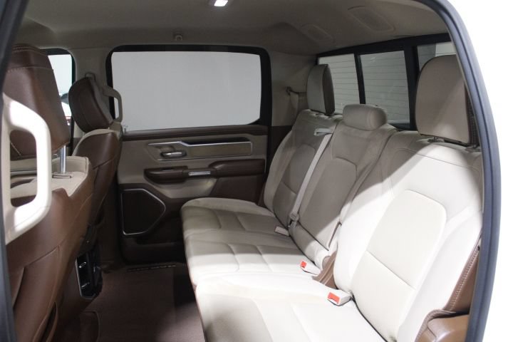 Used 2021 RAM 1500 Laramie AWD/4WD image 19