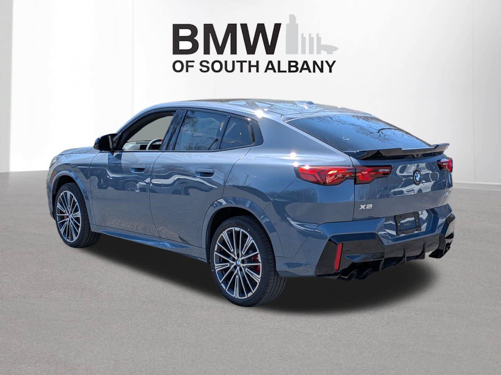 New 2026 BMW X2 M35i w/ Technology Package AWD/4WD image 4