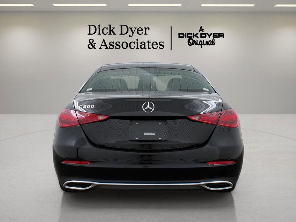 Used 2025 Mercedes-Benz C 300 Sedan image 8