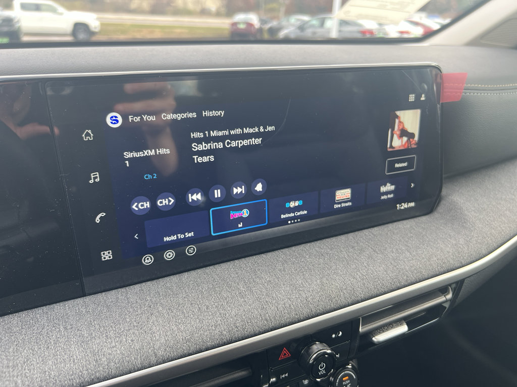 New 2026 Nissan Kicks SV w/ SV Premium Package image 29