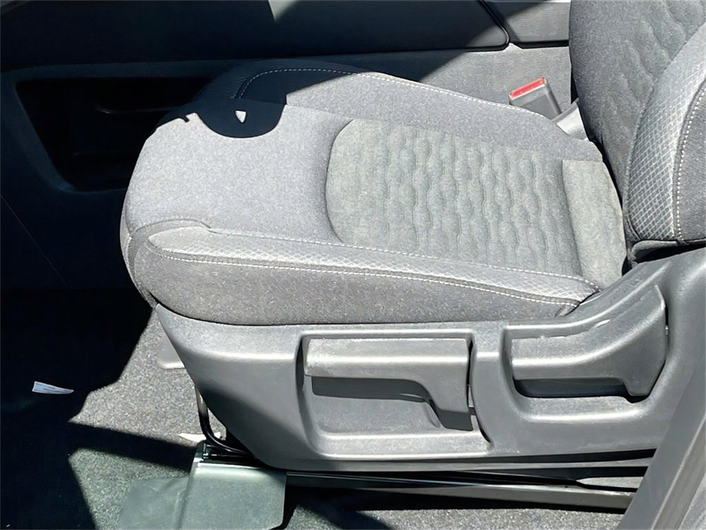 Certified 2025 Nissan Pathfinder S image 19