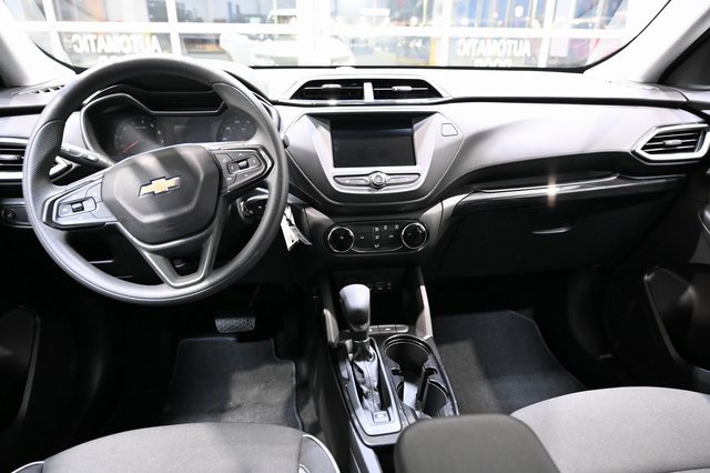 Used 2023 Chevrolet TrailBlazer LS image 12