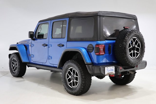 Used 2024 Jeep Wrangler Unlimited Rubicon w/ Safety Group AWD/4WD image 5