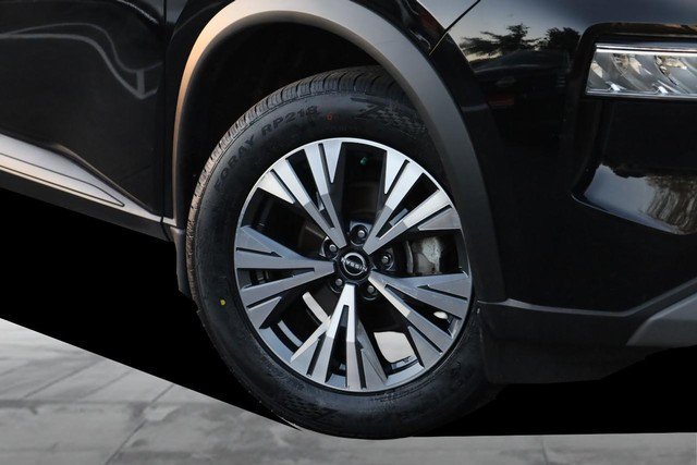 Certified 2023 Nissan Rogue SV AWD/4WD image 3