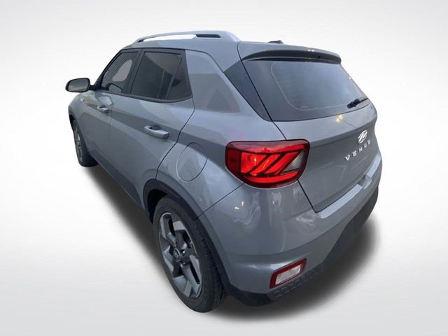 Used 2023 Hyundai Venue SEL image 7