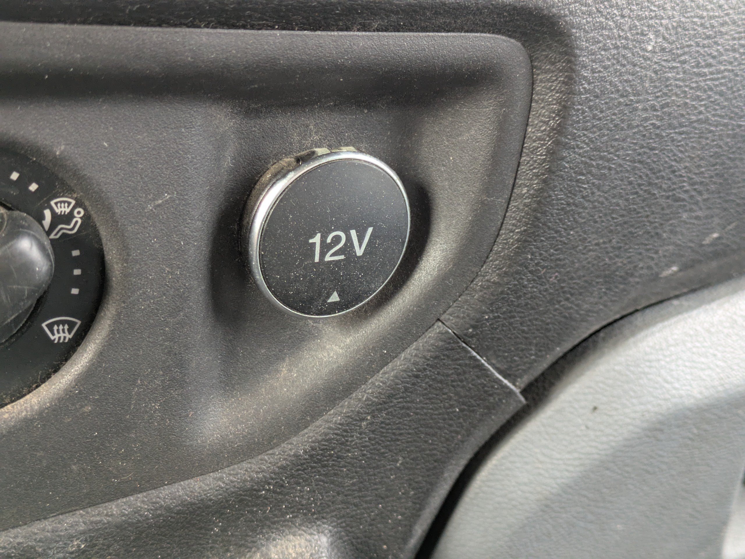 Used 2015 Ford Transit 350 148 Low Roof RWD image 23