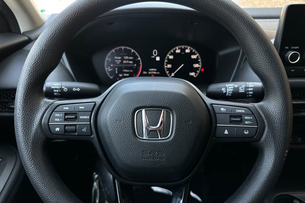 Certified 2025 Honda HR-V LX image 25