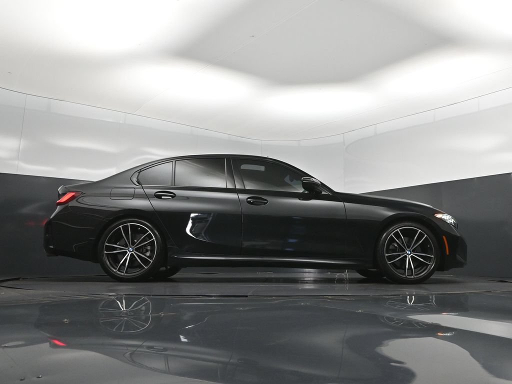 Used 2024 BMW 330i Sedan w/ M Sport Package RWD image 43