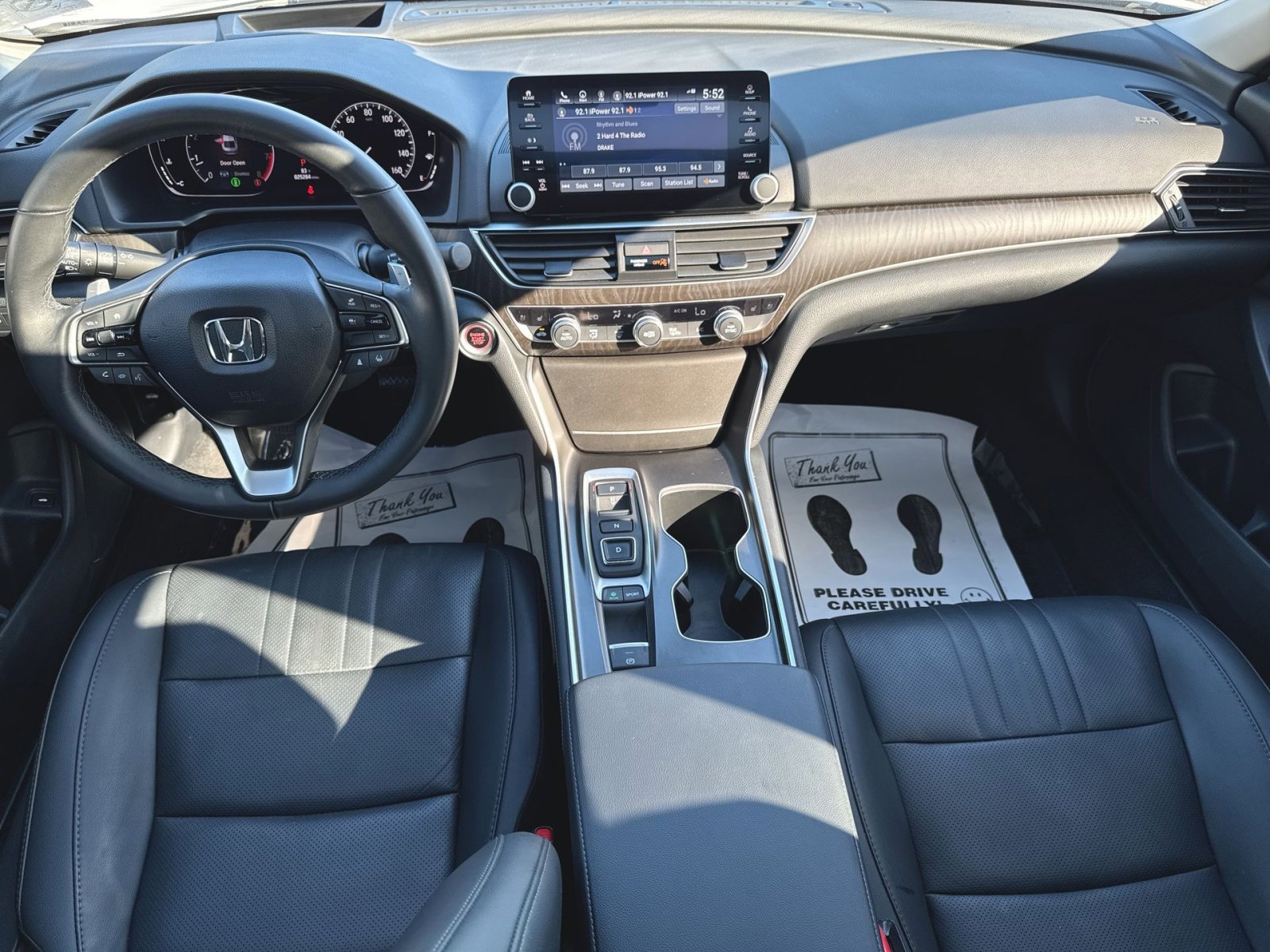 Used 2022 Honda Accord Touring image 12