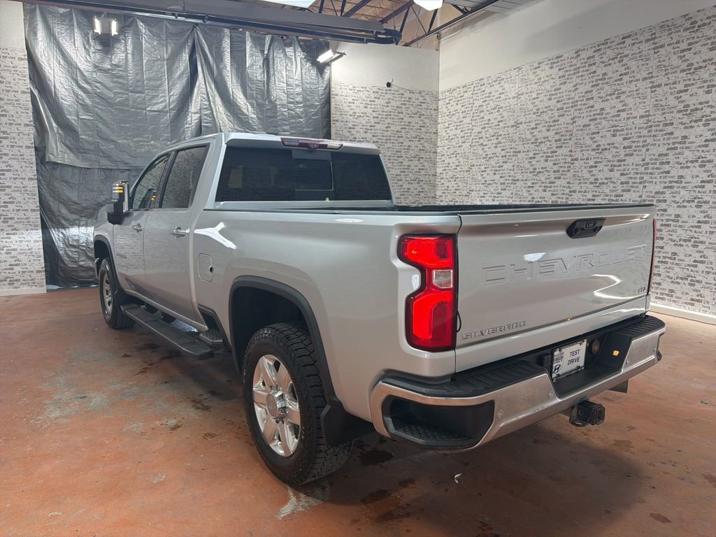 Used 2021 Chevrolet Silverado 2500 LTZ w/ LTZ Premium Package AWD/4WD image 5