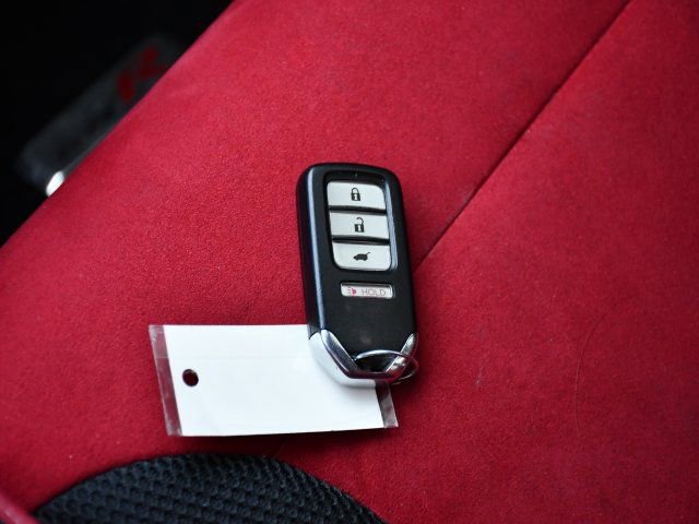 Used 2018 Honda Civic Type R image 22