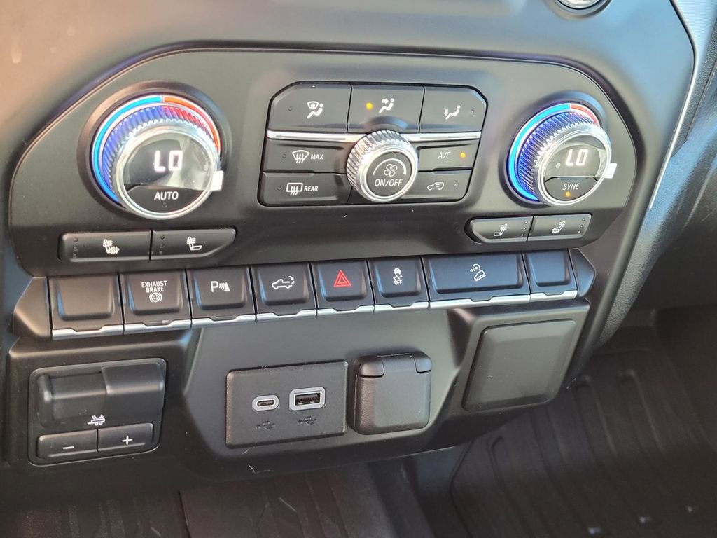Used 2023 GMC Sierra 2500 SLE w/ SLE Value Package; image 26