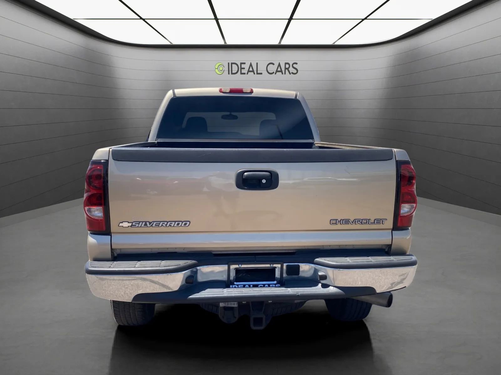 Used 2004 Chevrolet Silverado 2500 LT RWD image 4
