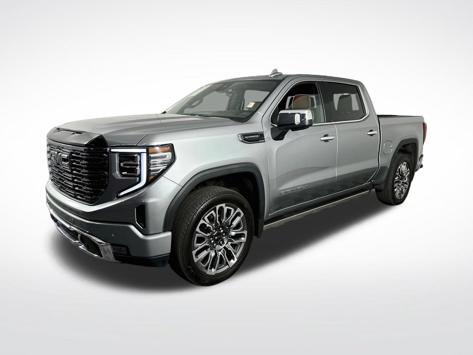 Used 2025 GMC Sierra 1500 Denali Ultimate AWD/4WD image 4
