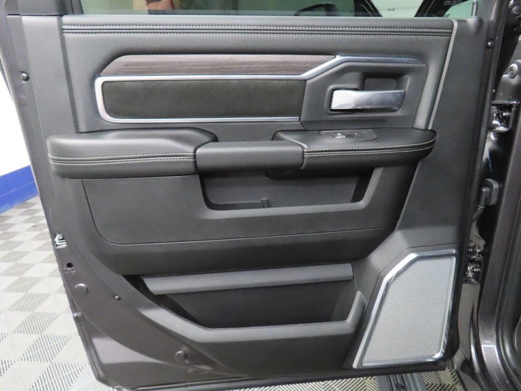 Used 2026 RAM 2500 Laramie AWD/4WD image 66