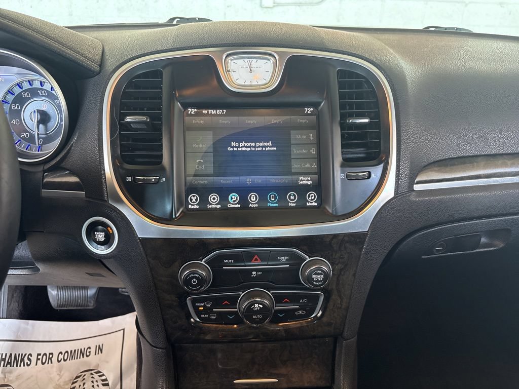 Used 2017 Chrysler 300 C RWD image 14