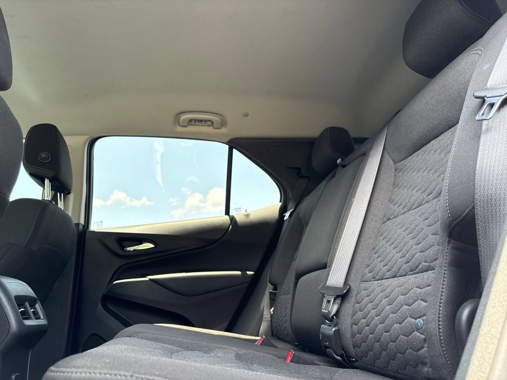Used 2024 Chevrolet Equinox LT FWD image 28