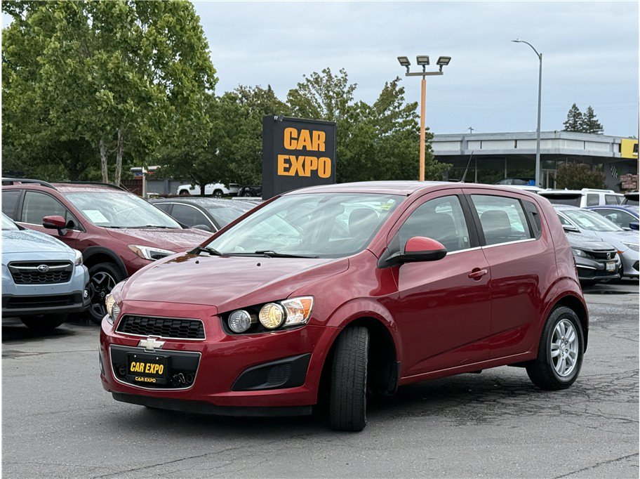 Used 2014 Chevrolet Sonic LT FWD image 23