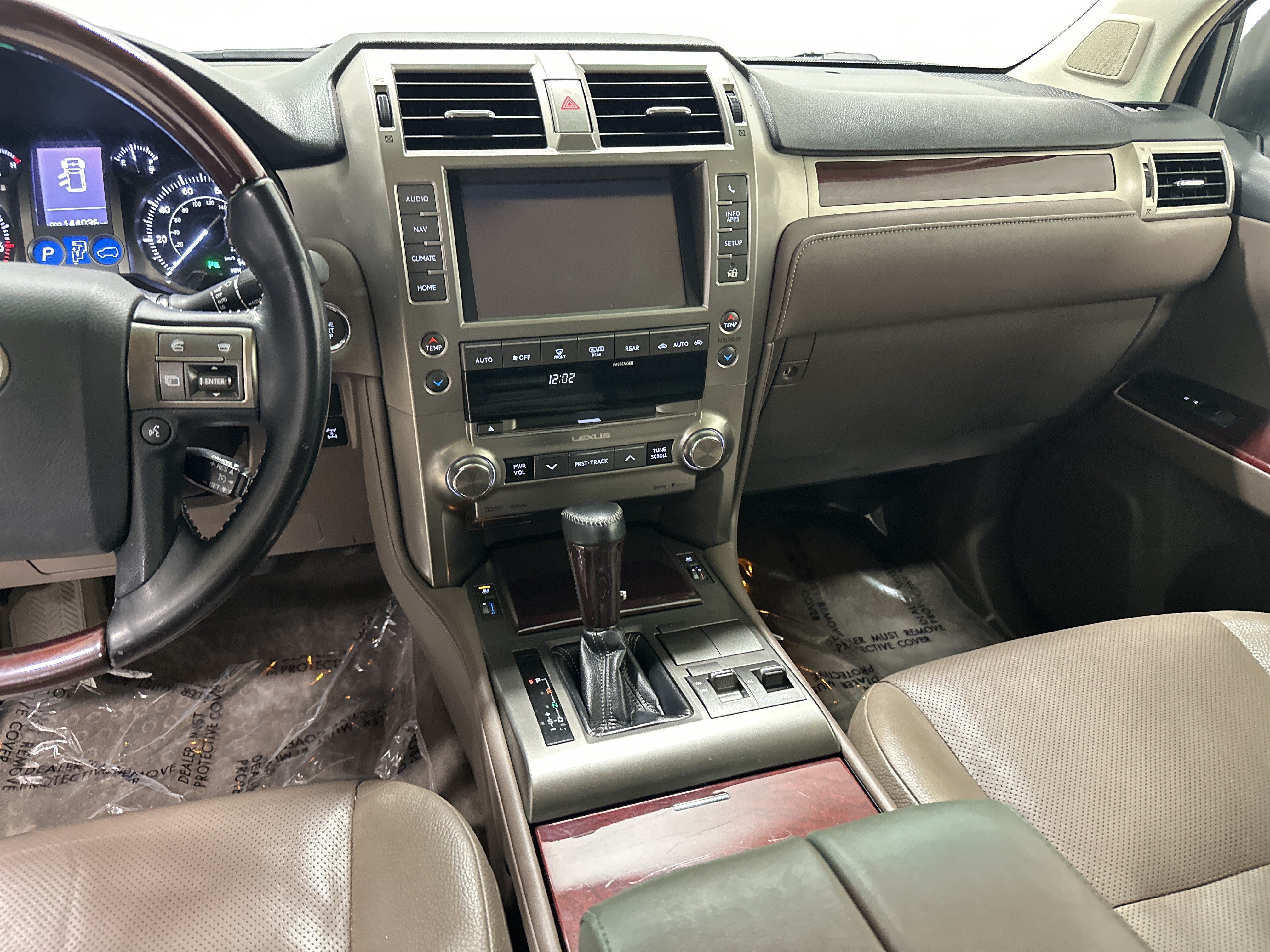 Used 2016 Lexus GX 460 w/ Premium Package AWD/4WD image 30