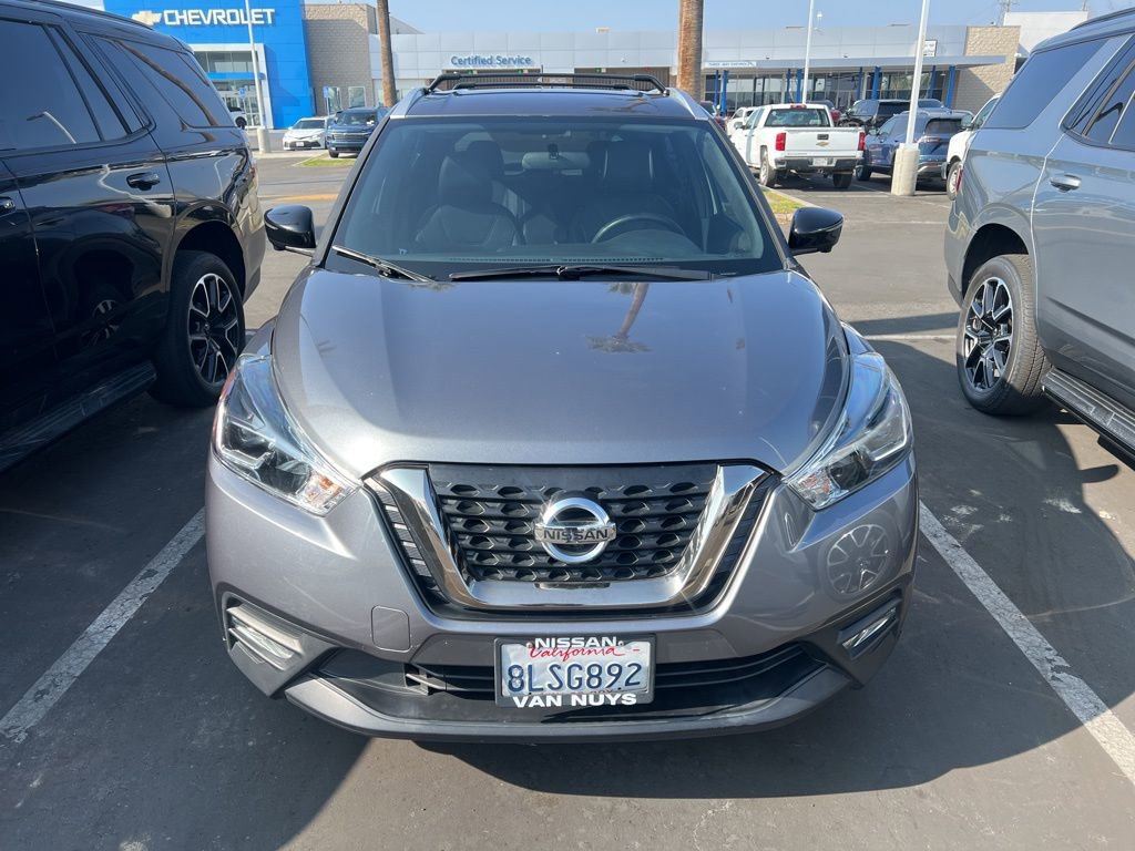 Used 2019 Nissan Kicks SR w/ SR Premium Package image 2