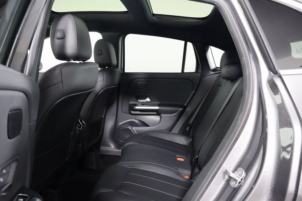 New 2026 Mercedes-Benz GLA 250 4MATIC image 6