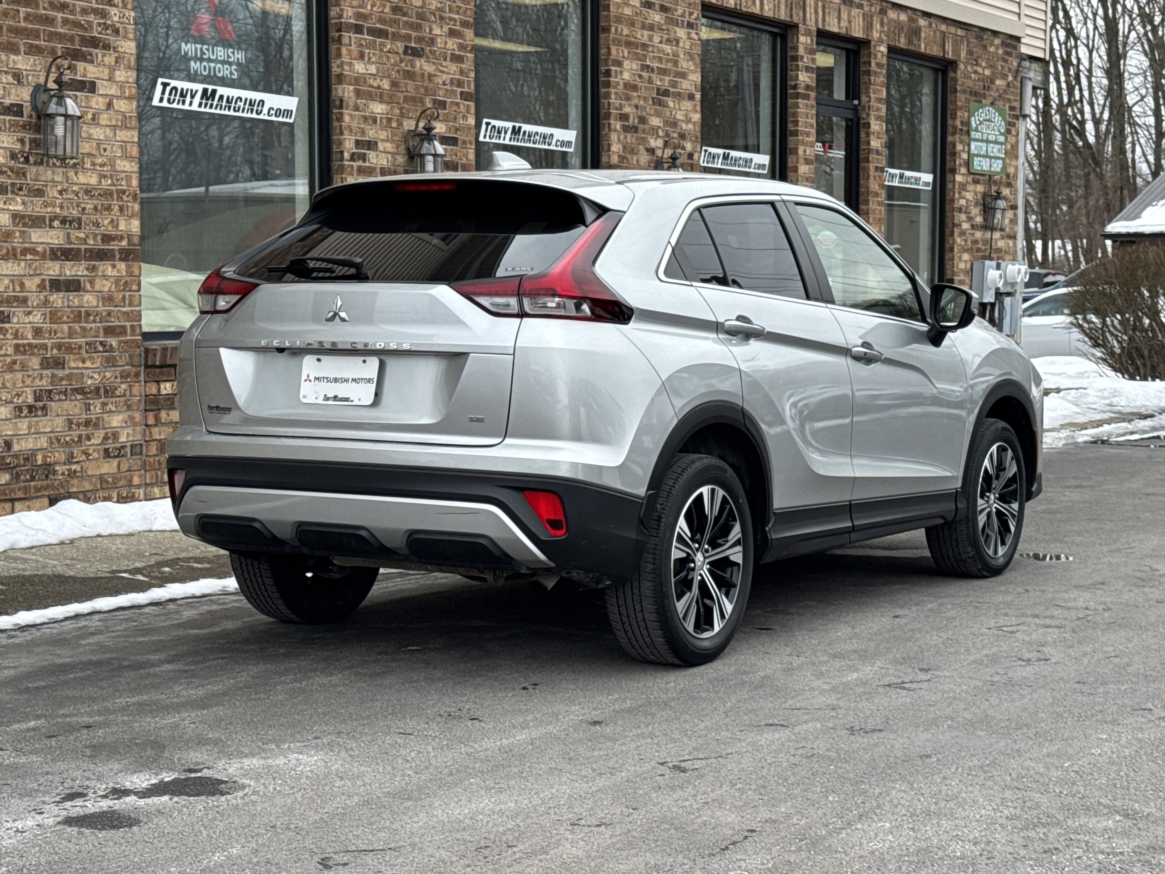 Used 2022 Mitsubishi Eclipse Cross SE image 5