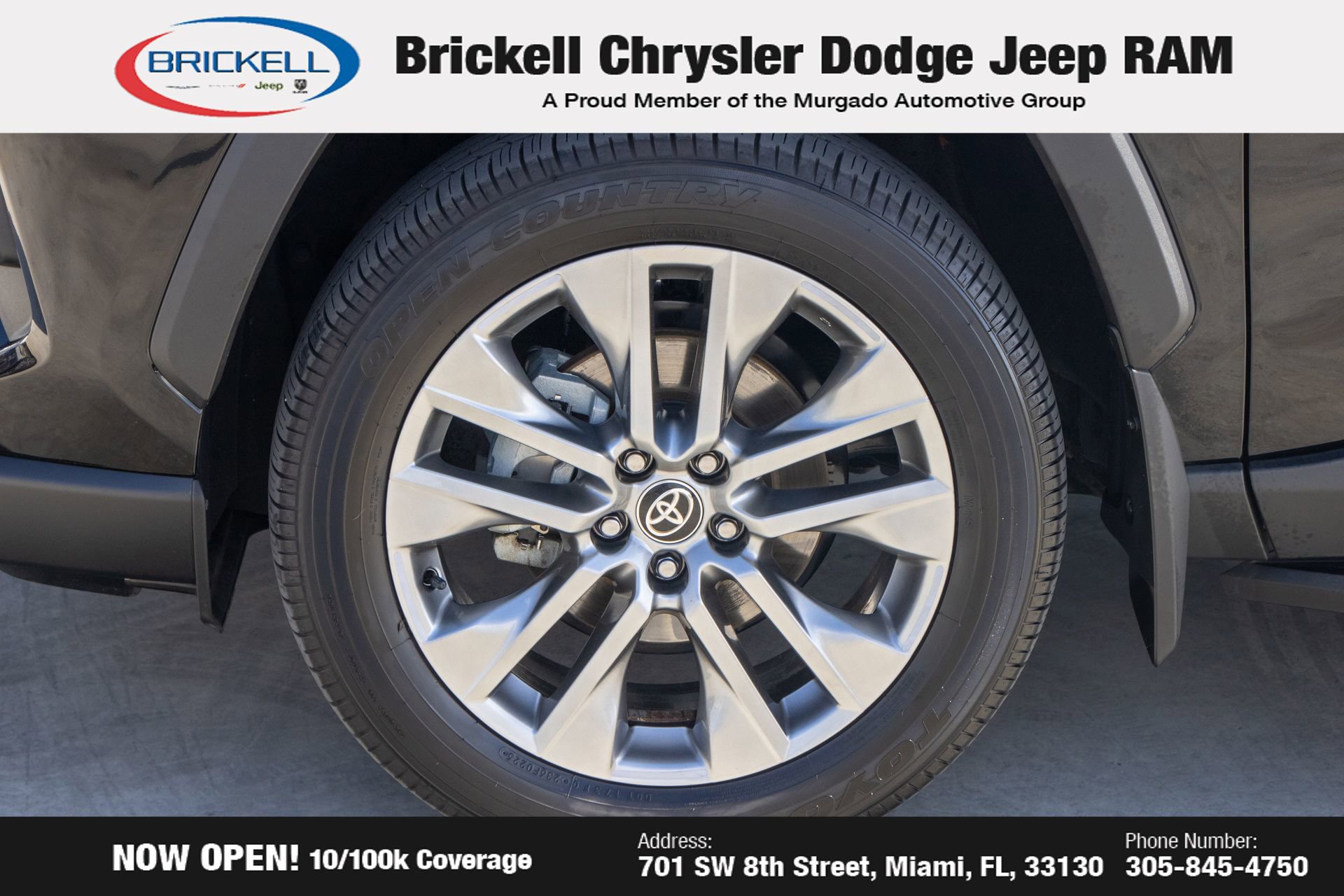 Used 2025 Toyota RAV4 XLE Premium image 33