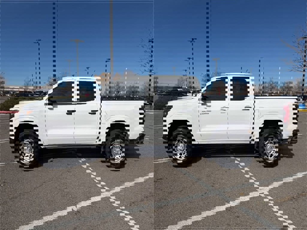 Certified 2024 Chevrolet Colorado W/T w/ WT Convenience Package II image 5