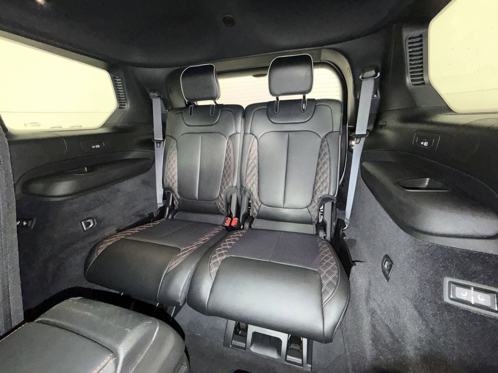 Used 2024 Jeep Grand Cherokee L Summit w/ Advanced Protech Group IV image 26