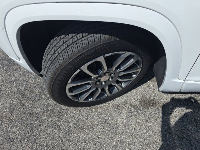 Used 2023 GMC Acadia Denali AWD/4WD image 26