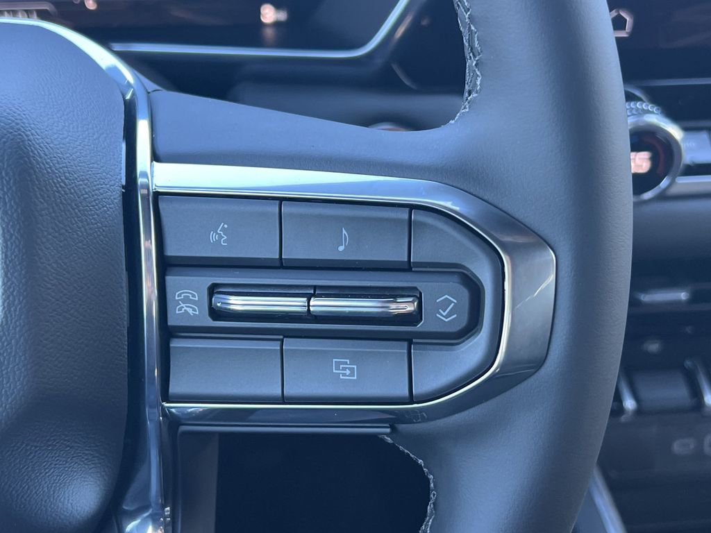 New 2026 GMC Canyon Elevation w/ Convenience Package RWD image 9