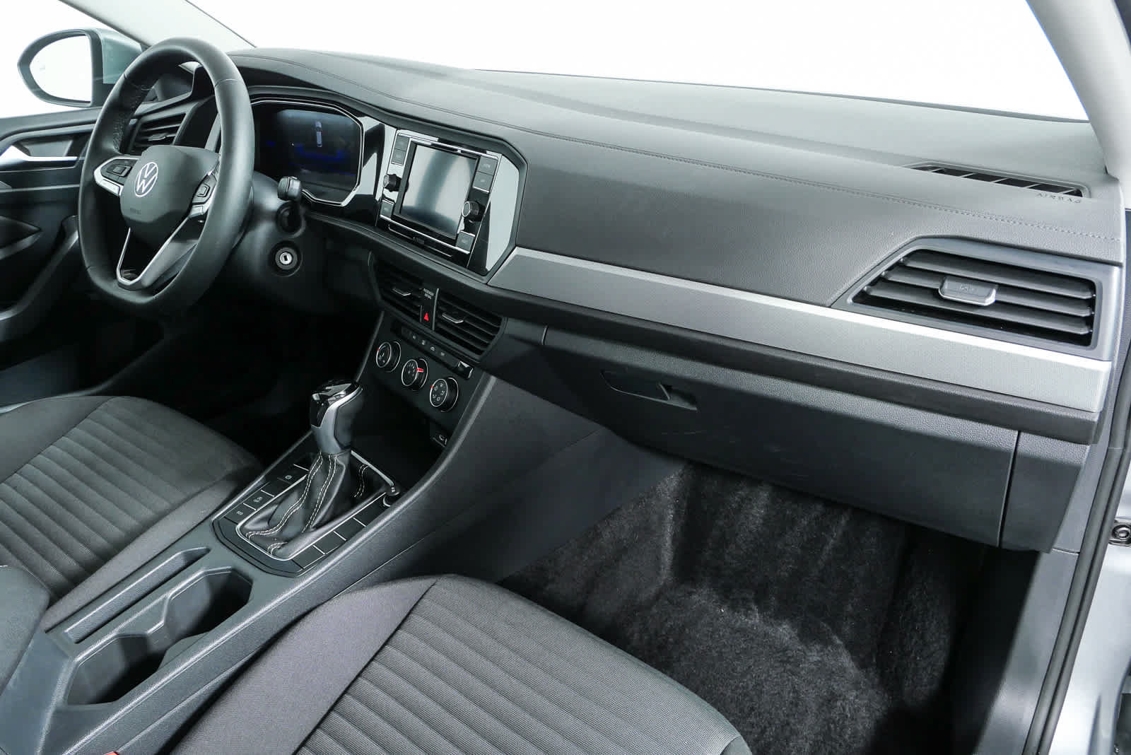 Certified 2024 Volkswagen Jetta S FWD image 24